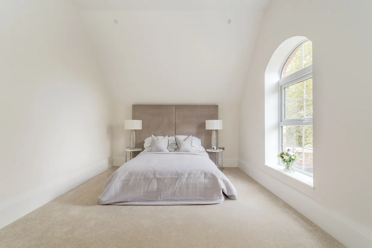 Leopold Road, London, W5 photo 20