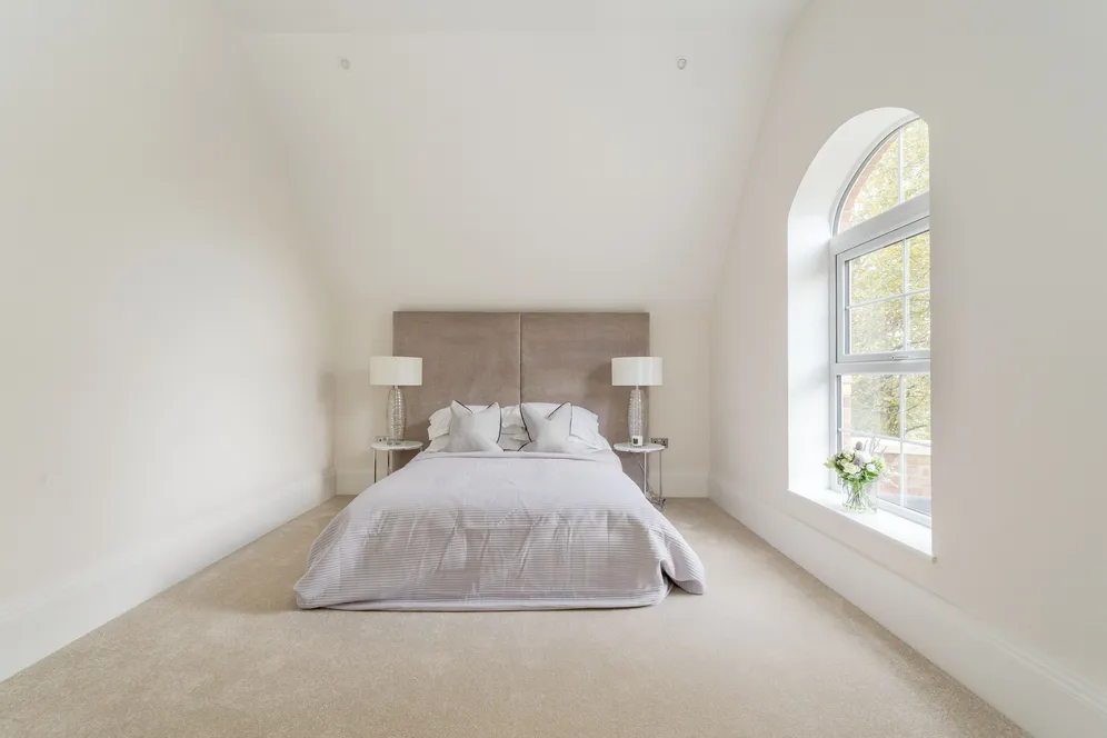 Leopold Road, London, W5 photo 20