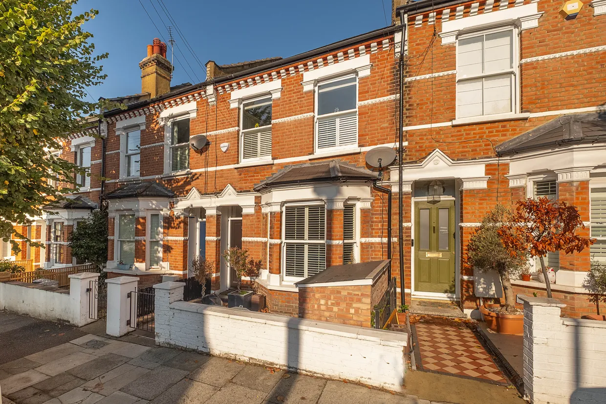 Wilna Road, London, SW18 photo 1