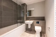 Highfield Avenue Newbury RG14 photo 4