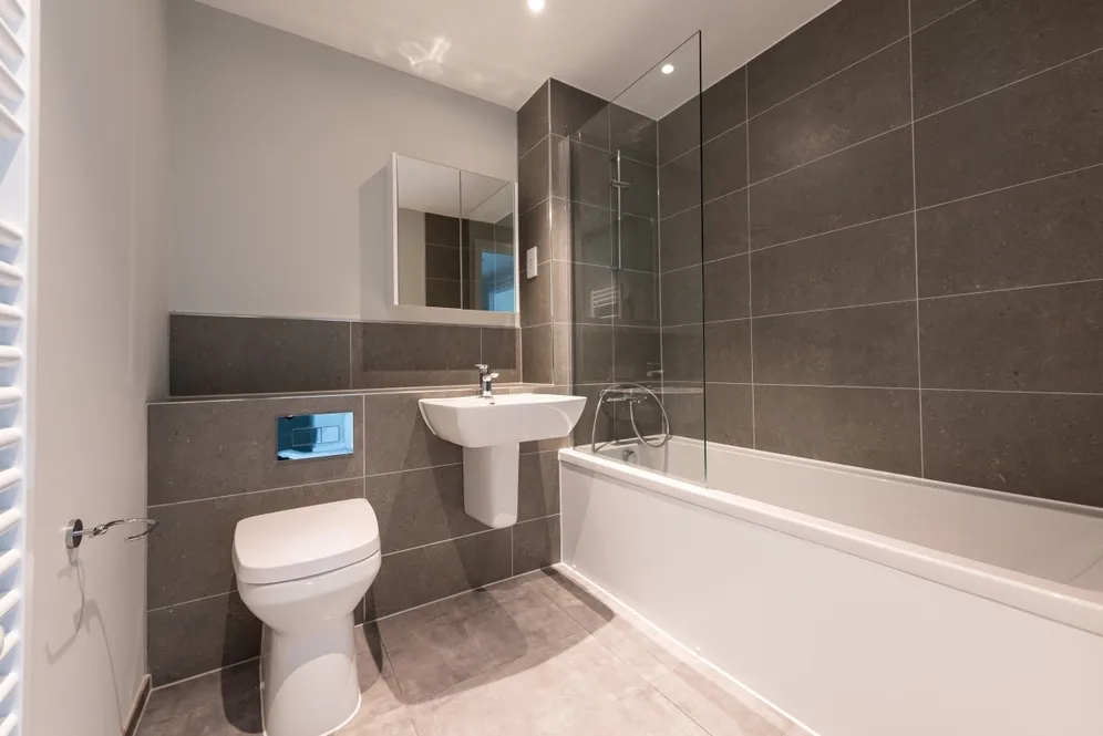 Highfield Avenue Newbury RG14 photo 5