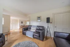 Ewhurst Park Tadley RG26 photo 4