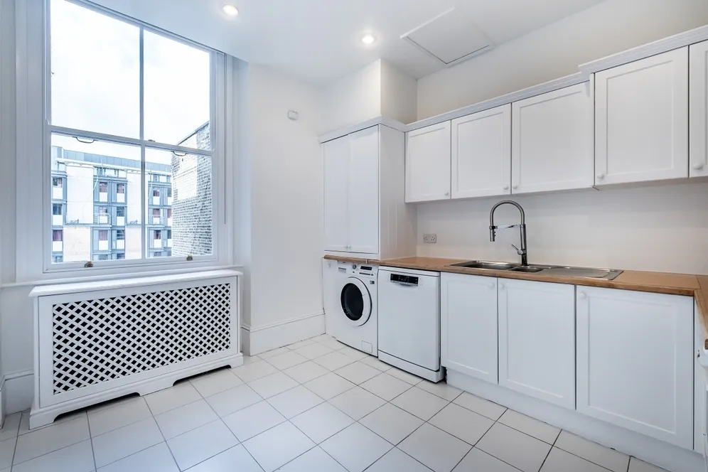 Ennismore Gardens Knightsbridge SW7 photo 7