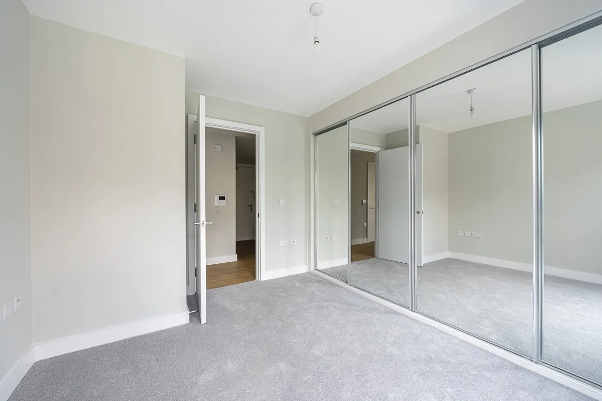 Highfield Avenue Newbury RG14 photo 8