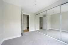 Highfield Avenue Newbury RG14 photo 8