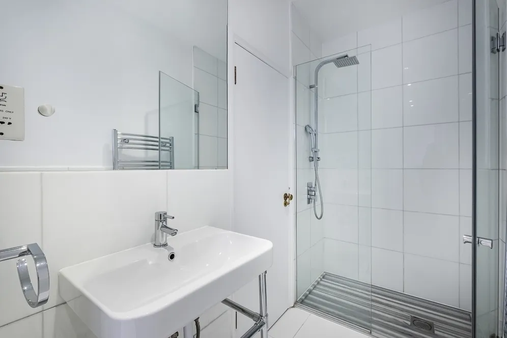 Ennismore Gardens Knightsbridge SW7 photo 13