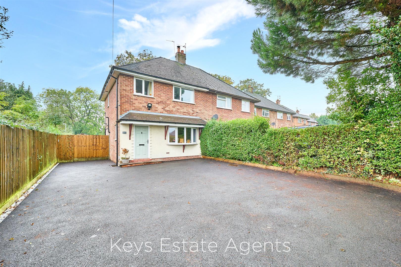 The Avenue, Blythe Bridge, Stoke-On-Trent Image 1