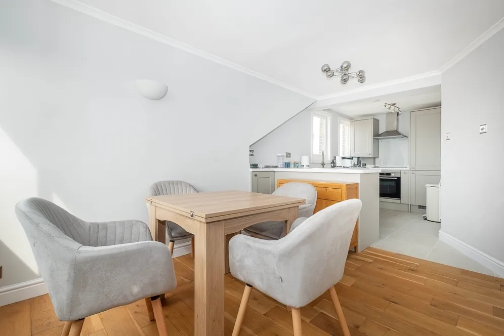 Homefield Road Wimbledon Village SW19 photo 3