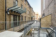 Kingsley Mews, Wapping, E1W photo 6
