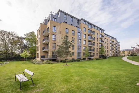 Pinewood Gardens Teddington TW11