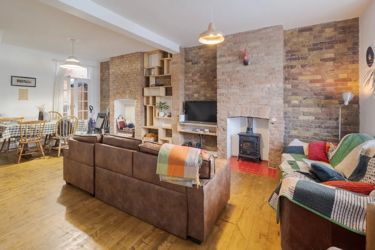 Steele Road London N17 photo 3
