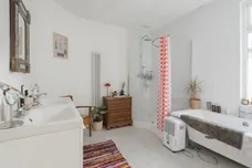 Steele Road London N17 photo 6