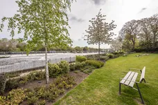 Pinewood Gardens Teddington TW11 photo 10
