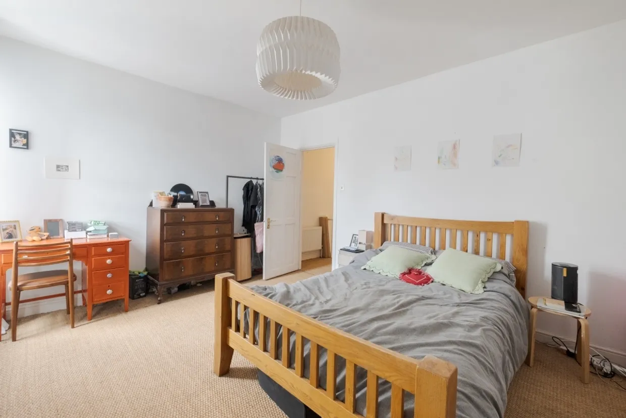 Steele Road London N17 photo 9