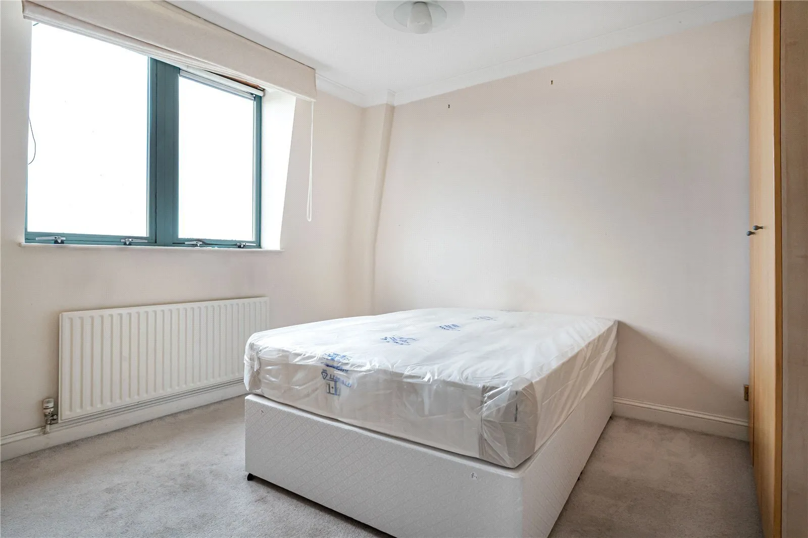Shoot Up Hill, Kilburn, London, NW2
