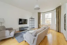 32B The Mall, Ealing, W5 photo 2