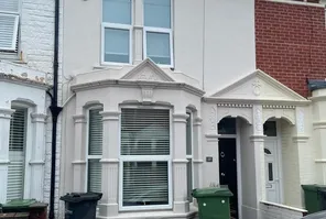 Main property image