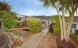 Velland Avenue, Torquay, Devon, TQ2 photo