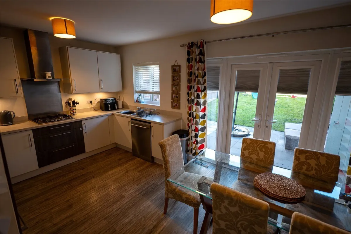 Lon Y Wyddfa, Penrhosgarnedd, Bangor, Gwynedd, LL57