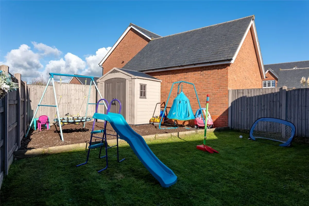 Lon Y Wyddfa, Penrhosgarnedd, Bangor, Gwynedd, LL57