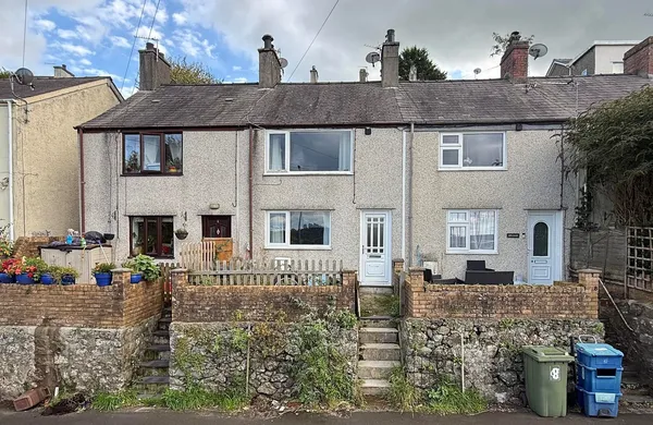 Caernarfon Road, Y Felinheli, Gwynedd, LL56