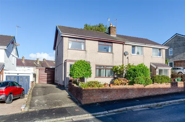 Y Bryn, Bontnewydd, Caernarfon, Gwynedd, LL55