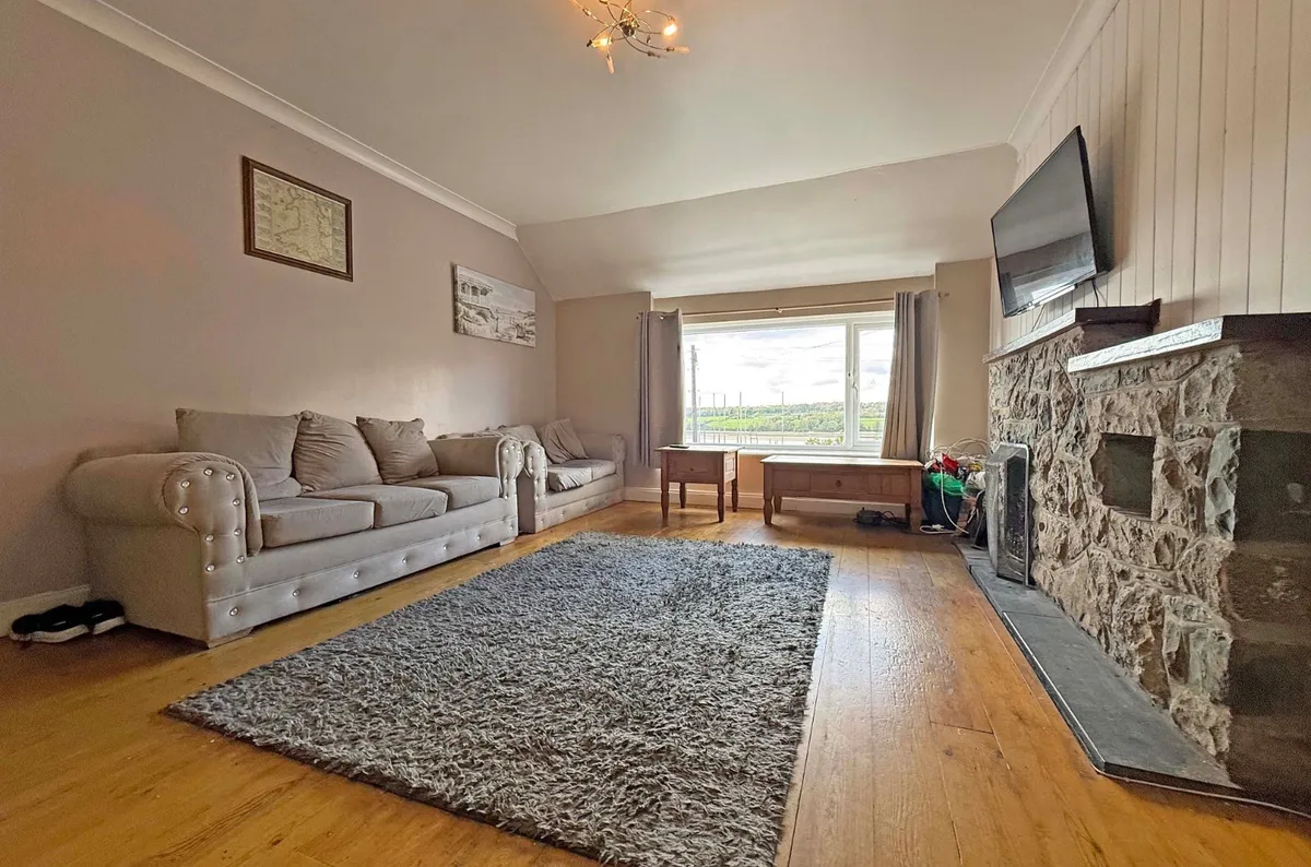 Caernarfon Road, Y Felinheli, Gwynedd, LL56