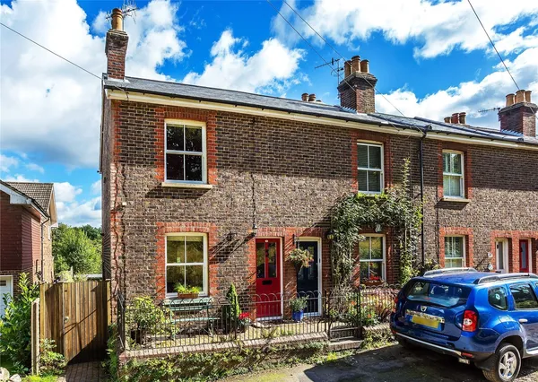 Skimmington Cottages, Reigate Heath, RH2 photo 1