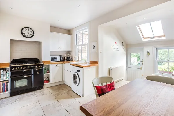 Skimmington Cottages, Reigate Heath, RH2 photo 3