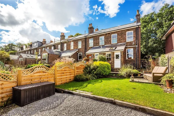 Skimmington Cottages, Reigate Heath, RH2 photo 17