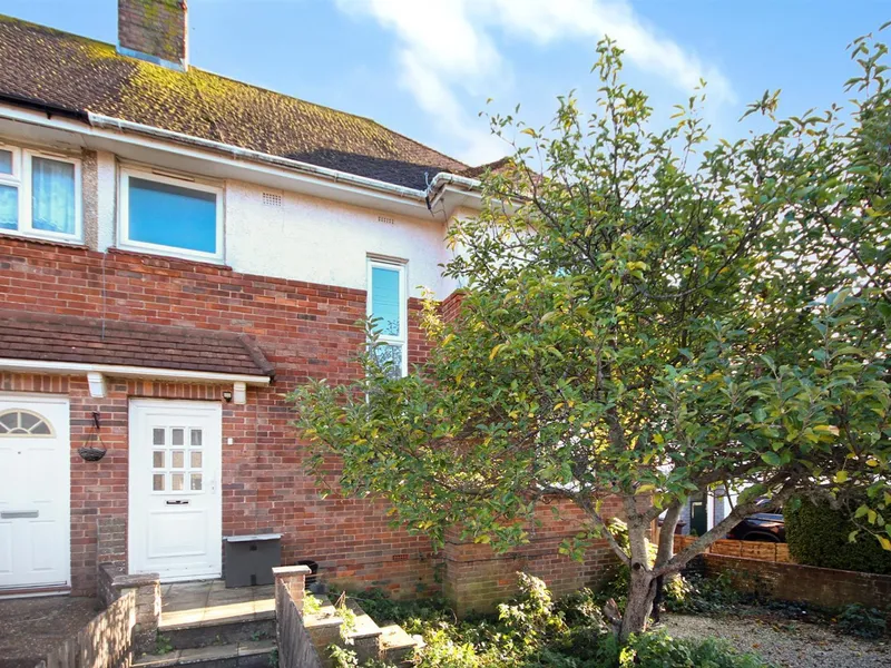 Property thumbnail 2 out of 3