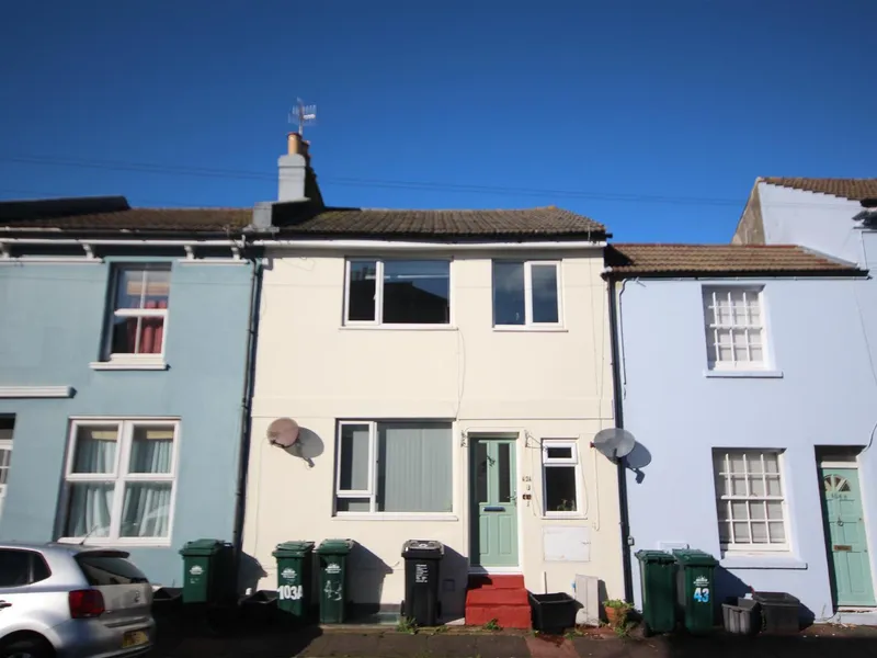 Property thumbnail 1 out of 3