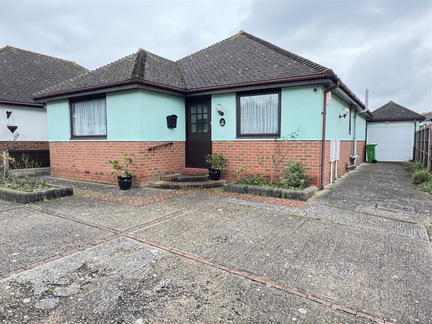 Appledene Close Image 1