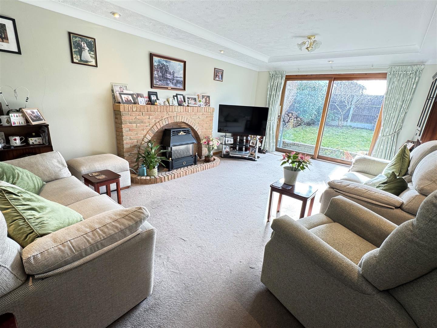 Appledene Close Image 2