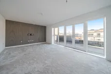 1 Nightingale Walk, Farnham, GU9 photo 3