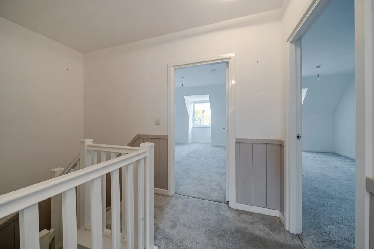 1 Nightingale Walk, Farnham, GU9 photo 9