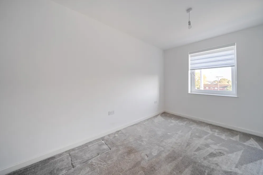 1 Nightingale Walk, Farnham, GU9 photo 12