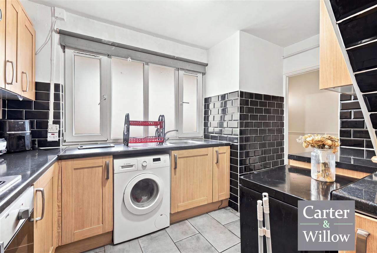 Chelmer Crescent, Barking, Essex Image 3