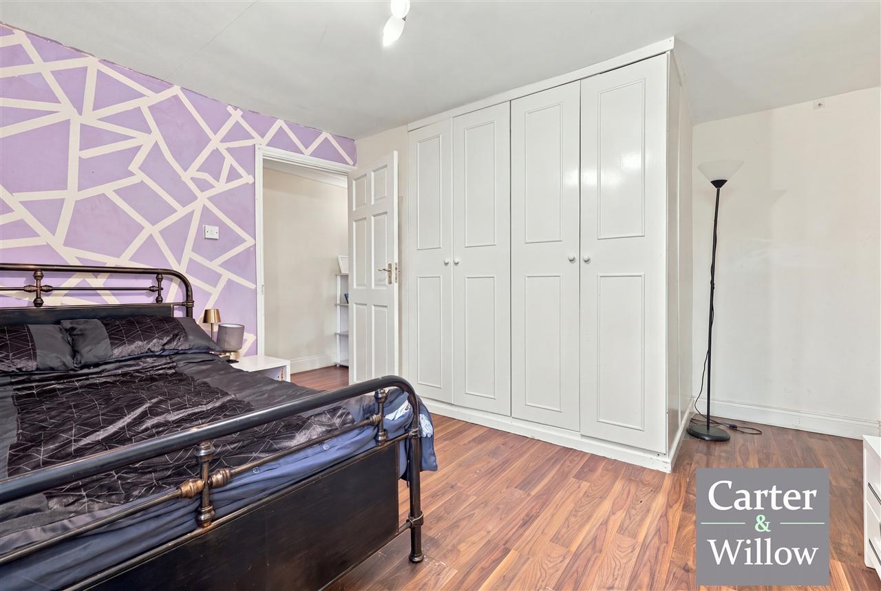 Chelmer Crescent, Barking, Essex Image 8