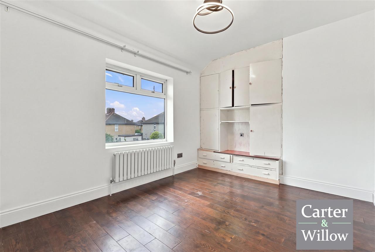 Oxlow Lane, Essex Image 13