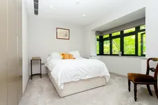 Hornsey Lane Gardens Lon N6 photo 11