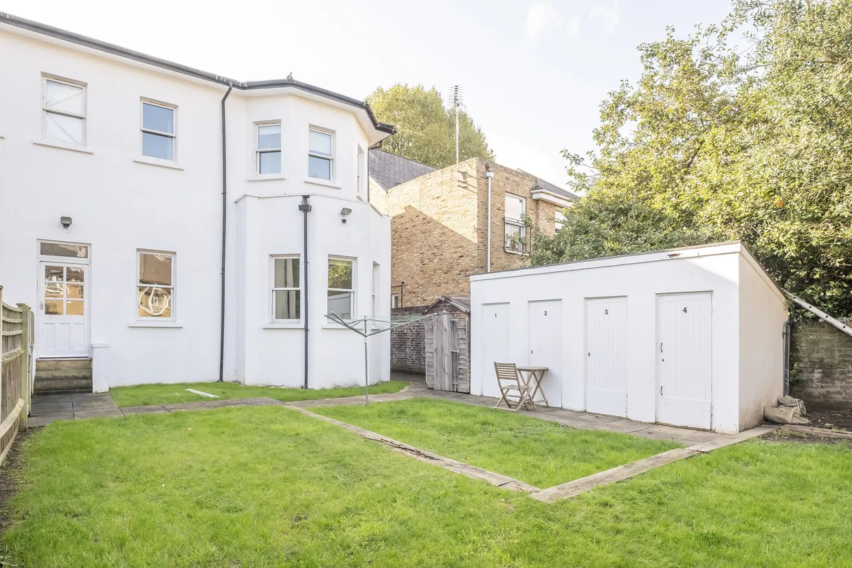 Grove Crescent, Kingston Upon Thames, KT1 photo 10