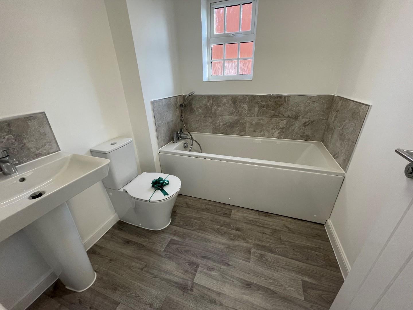 Watermill Way, Collingtree, Northampton Image 8