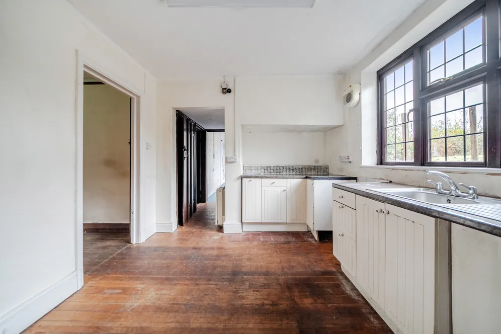 Little Bedwyn, Marlborough, SN8 photo 6