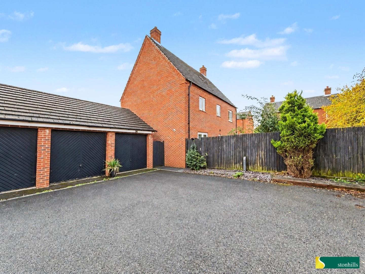 Ironwood Avenue, Desborough, Kettering Image 17