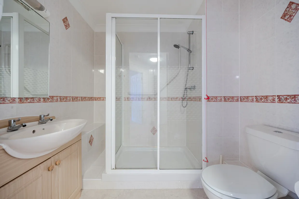 Walkers Court, Harpenden, AL5 photo 5
