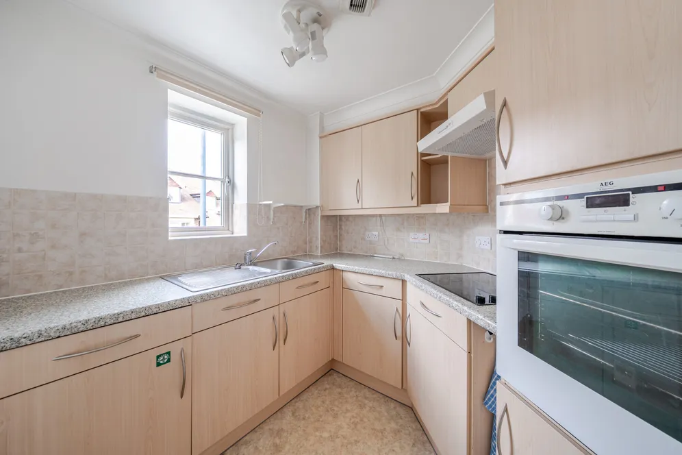 Walkers Court, Harpenden, AL5 photo 8