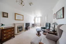 Walkers Court, Harpenden, AL5 photo 9