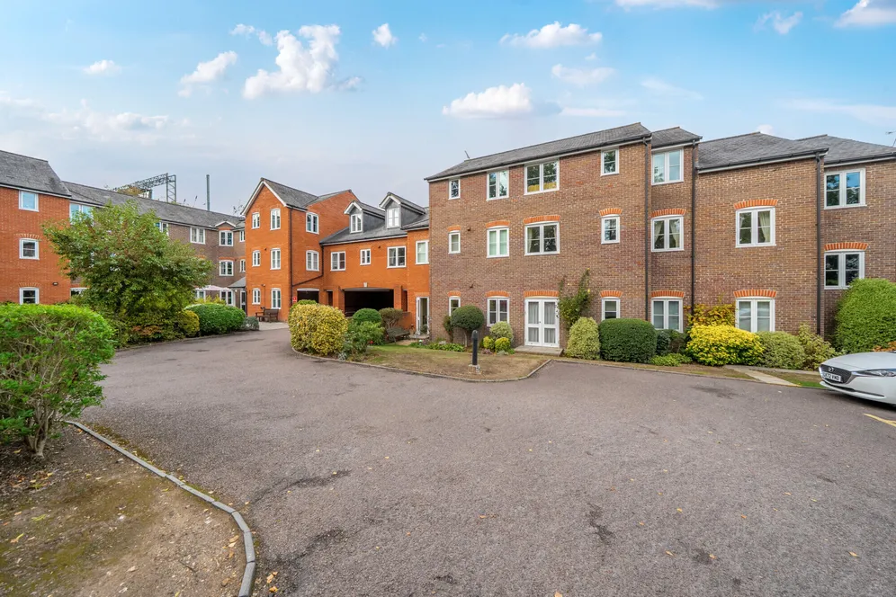 Walkers Court, Harpenden, AL5 photo 13
