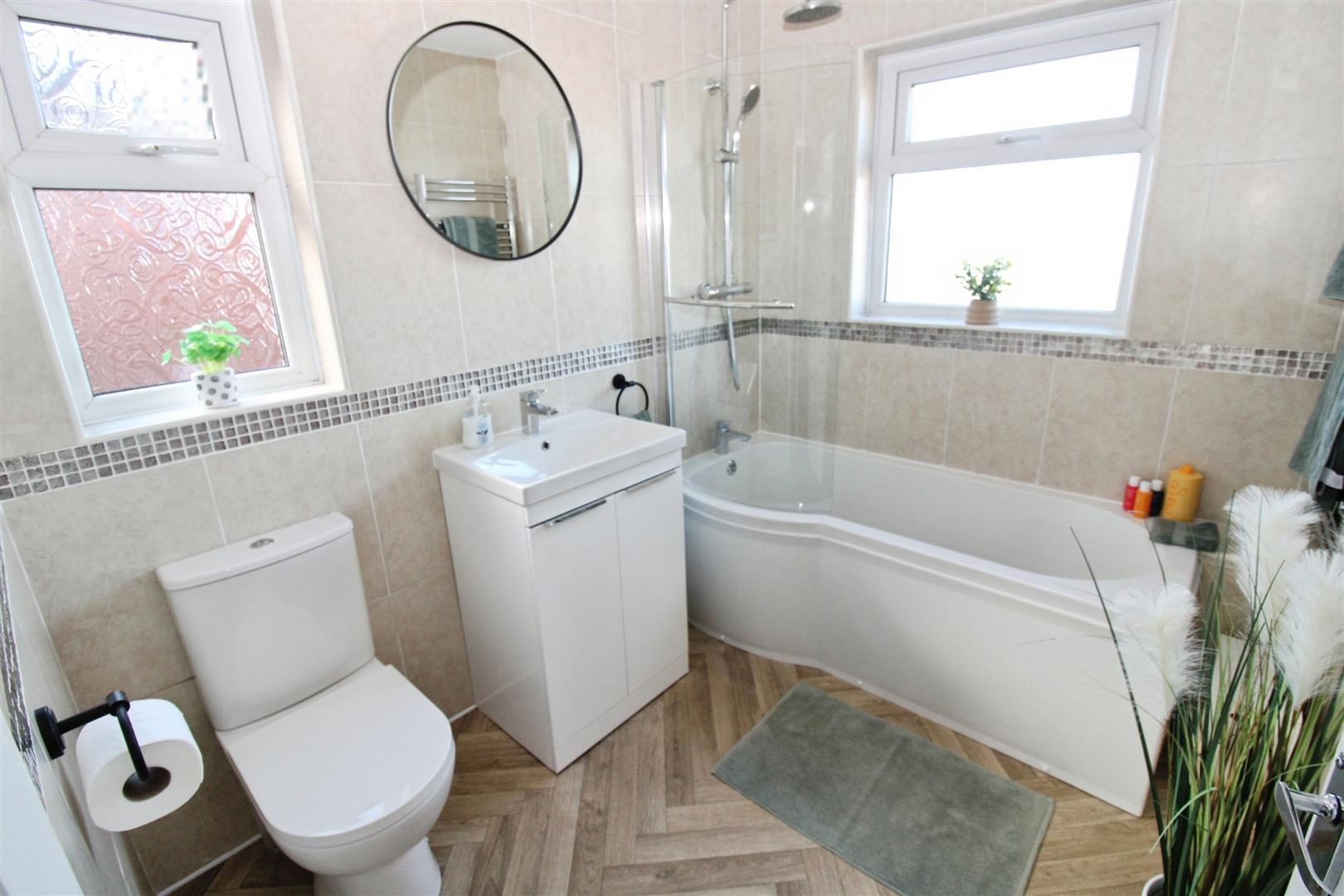 Birklands Drive, Hull Image 16
